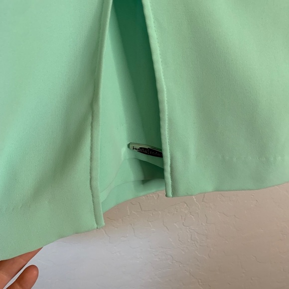 Jamie Sadock | Mint Green Mini Skort w/ Slit on R Leg Size 4 - Picture 2 of 11